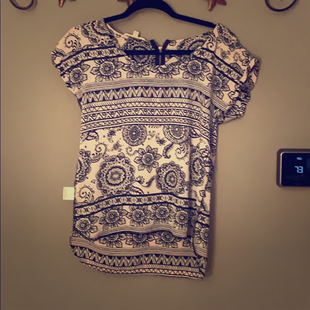 Blue and white light weight shirt